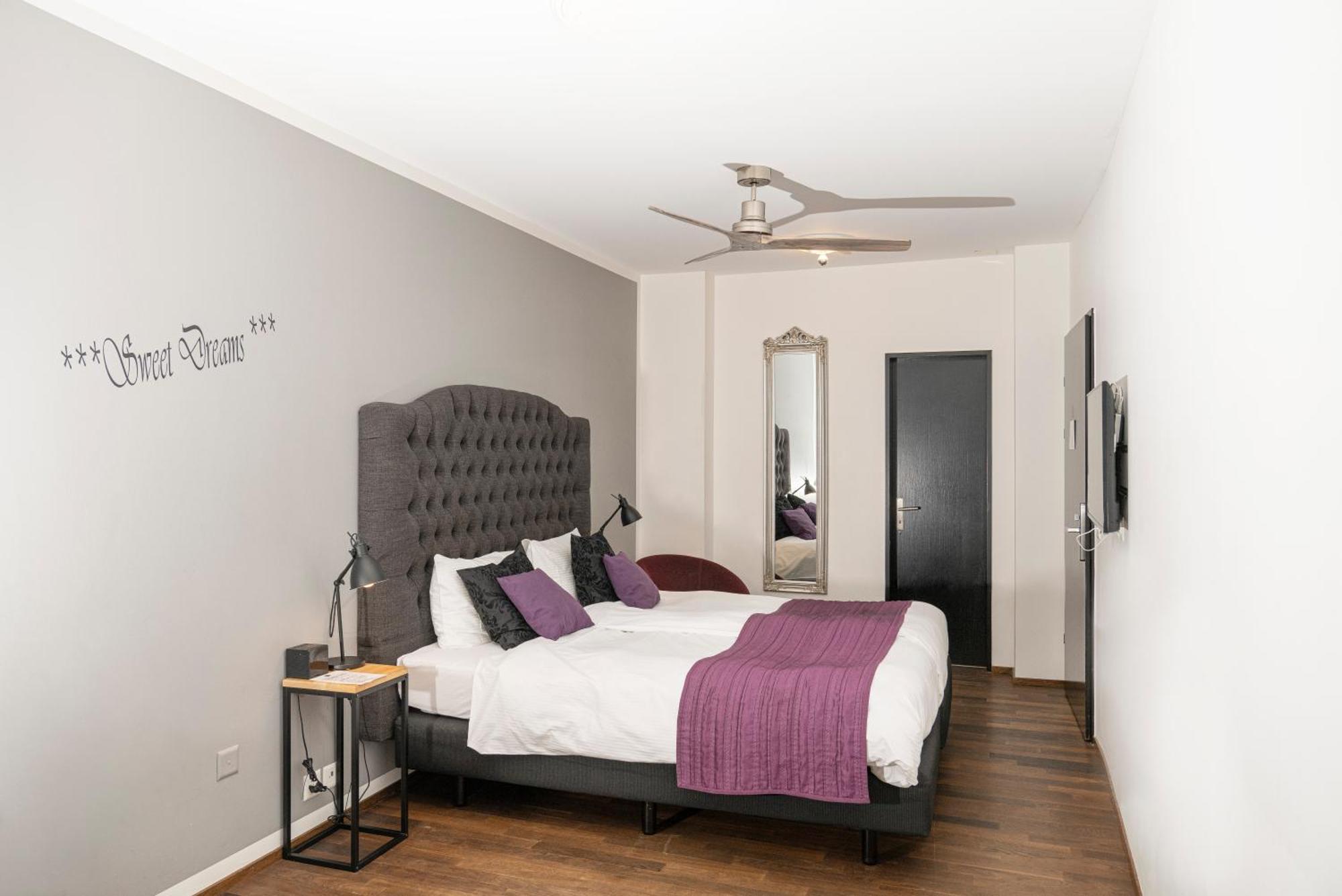 Boutique Hotel Weisses Kreuz - Adult Only Hotel Lucerne Ngoại thất bức ảnh
