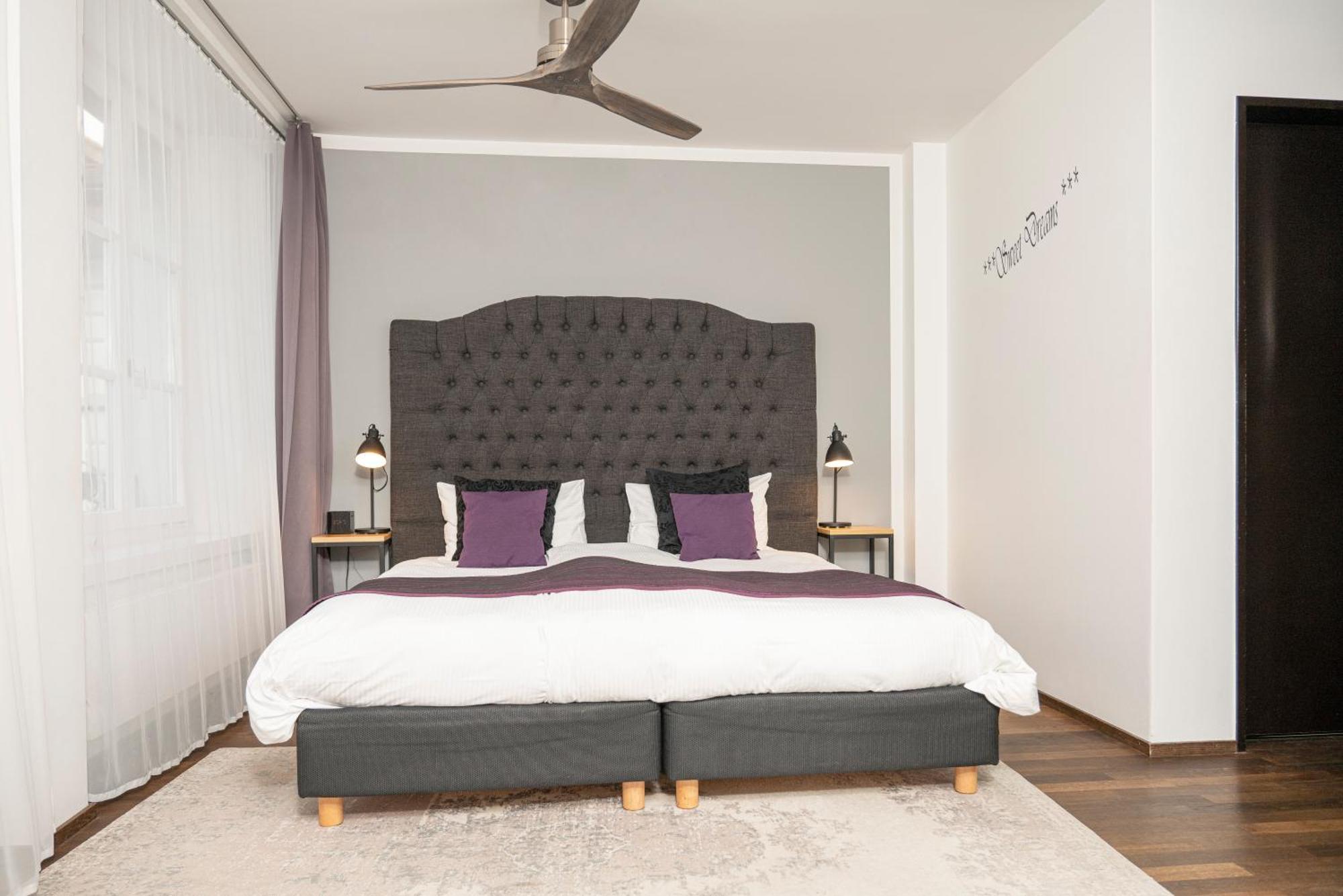 Boutique Hotel Weisses Kreuz - Adult Only Hotel Lucerne Ngoại thất bức ảnh