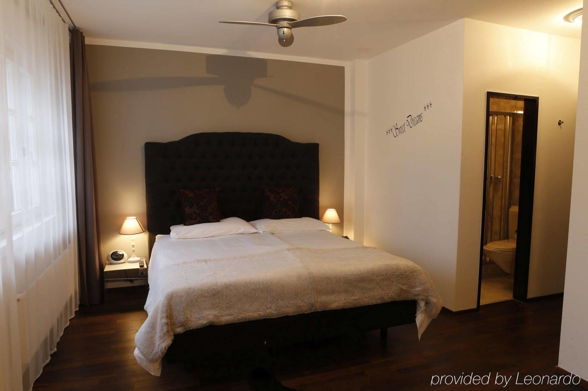 Boutique Hotel Weisses Kreuz - Adult Only Hotel Lucerne Ngoại thất bức ảnh
