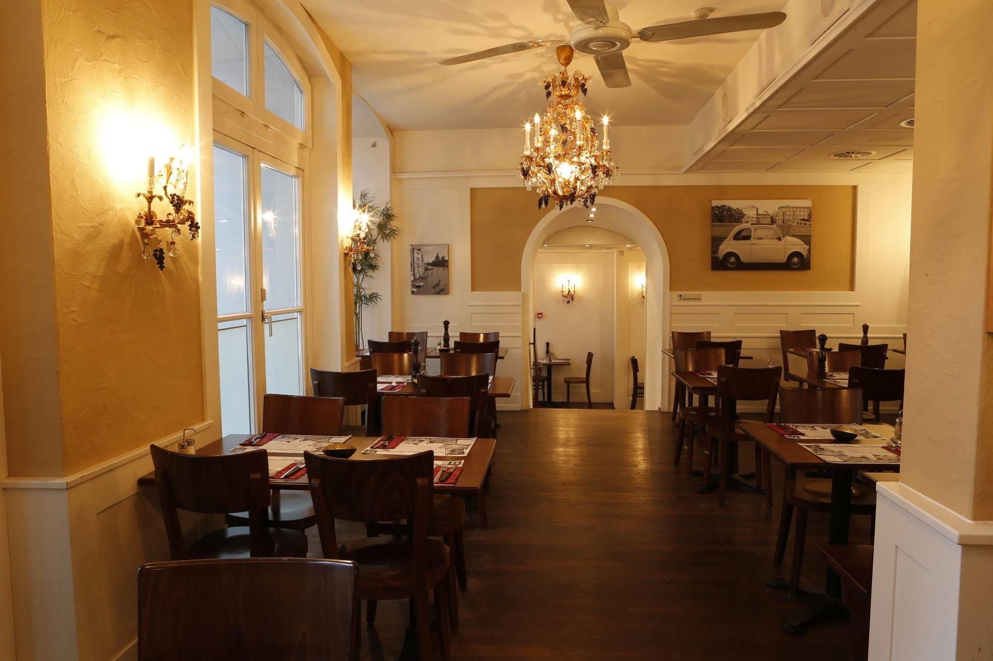Boutique Hotel Weisses Kreuz - Adult Only Hotel Lucerne Ngoại thất bức ảnh